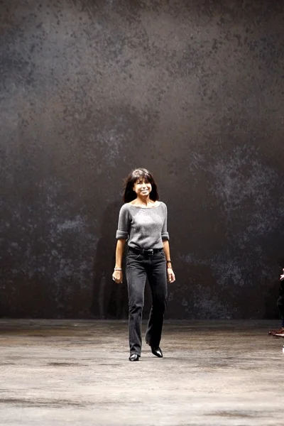 Look 48